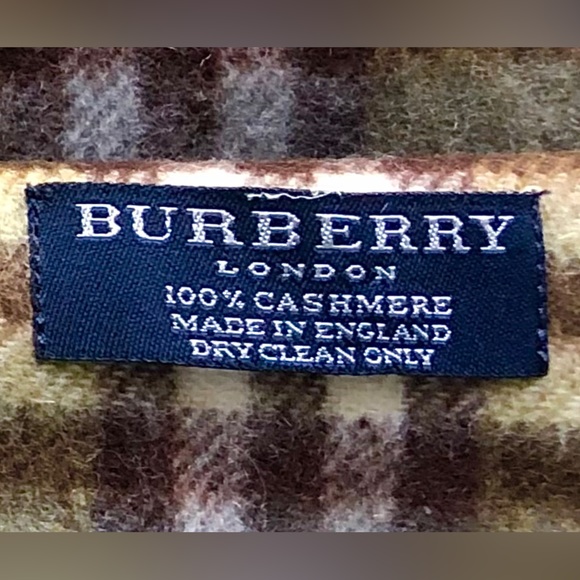 BURBERRY 100% Cashmere Scarf Green - Picture 2 of 3